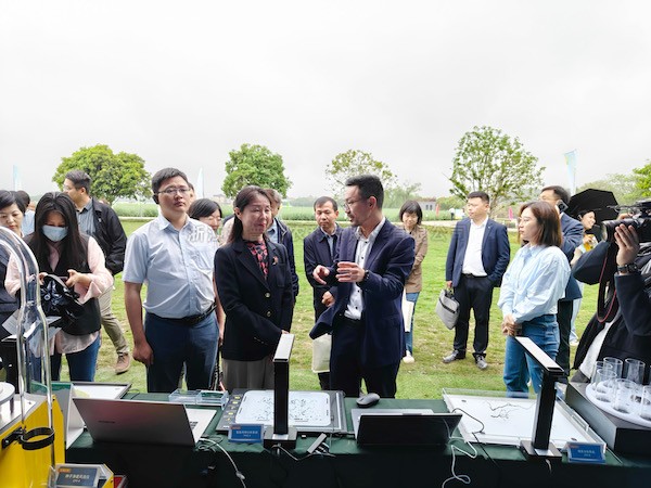 全国品种登记技术培训班暨油菜品种现场观摩举办，芭乐视频下载污在线观看助力发展种业新质生产力