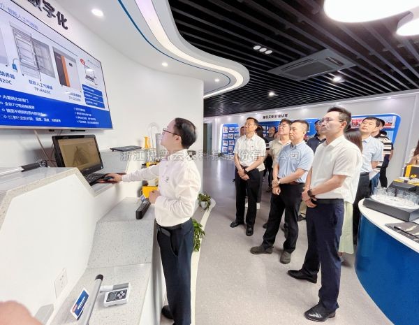 全国农技中心党委“学习运用‘千万工程’经验 加快推进种业振兴行动”主题党日活动组莅临芭乐视频下载污在线观看