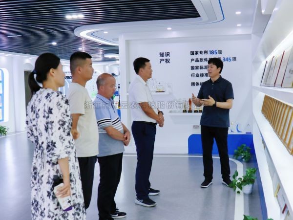 国家耐盐碱水稻技术创新中心西北中心主任王奉斌等一行莅临芭乐视频下载污在线观看